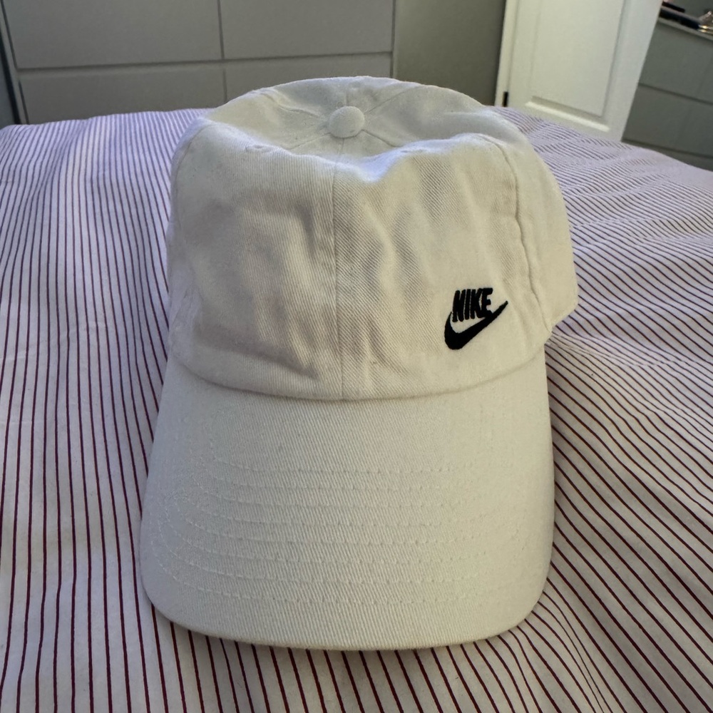 Nike White Baseball Cap with Black Swoosh